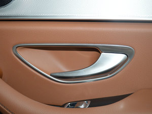 2017Ŀ E 200 4MATIC \ g