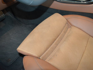 2017Ŀ E 200 4MATIC \ g