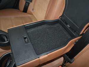 2017Ŀ E 200 4MATIC \ g