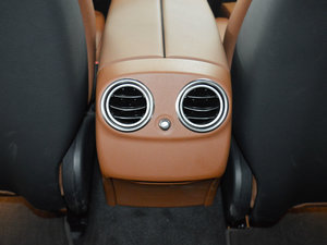 2017Ŀ E 200 4MATIC \ g