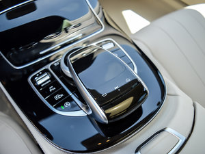 2017E 320L 4MATIC п؅^