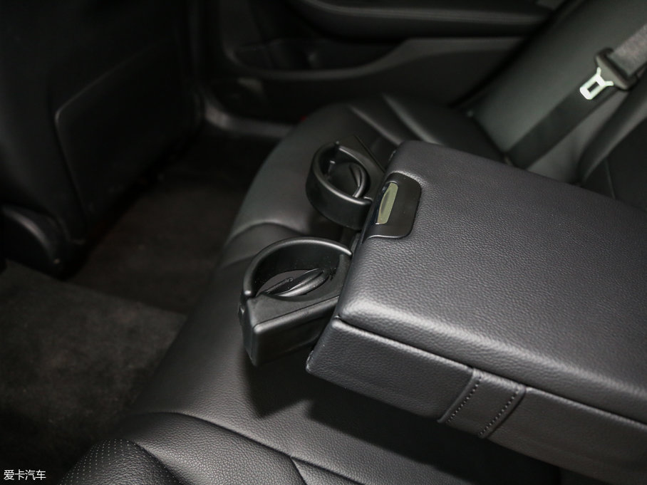 2017YC Ŀ C 180 L \(yn)ӕr