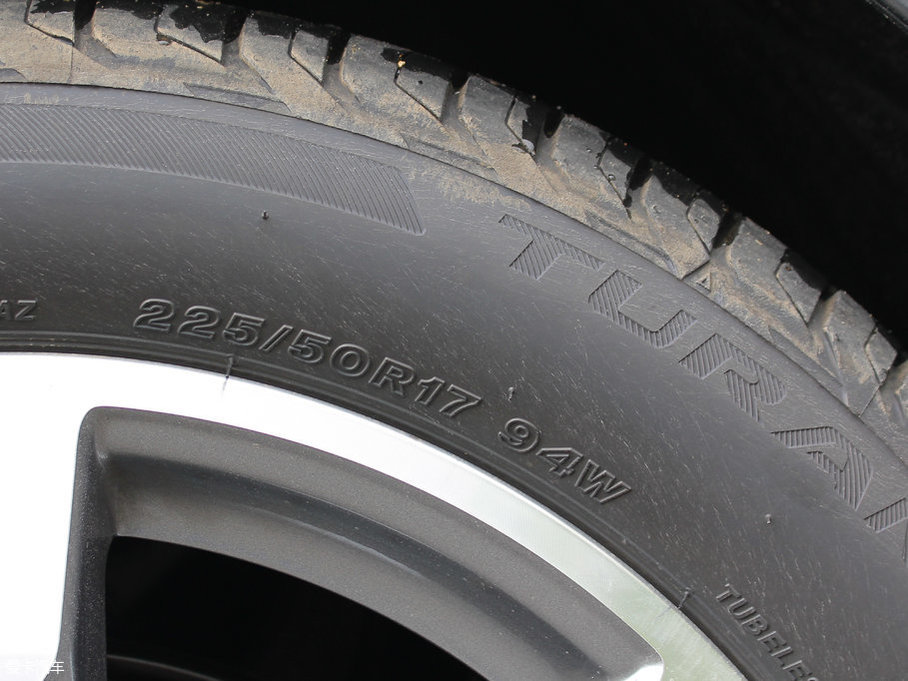 2017YC Ŀ C 200 L \