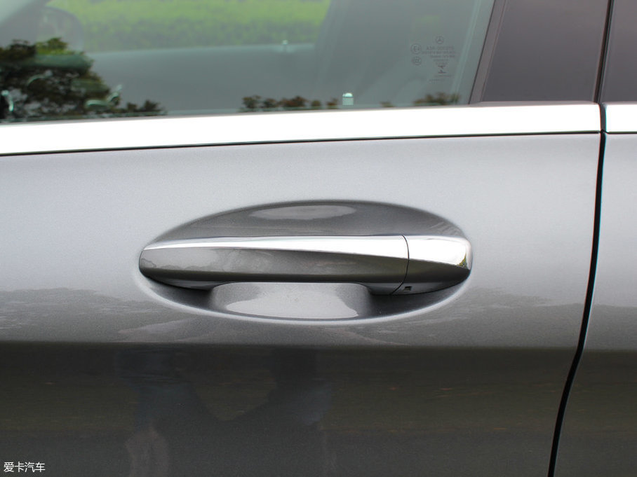 2017YC Ŀ C 200 L \