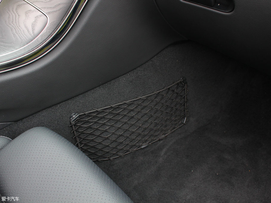 2017YC Ŀ C 200 L \