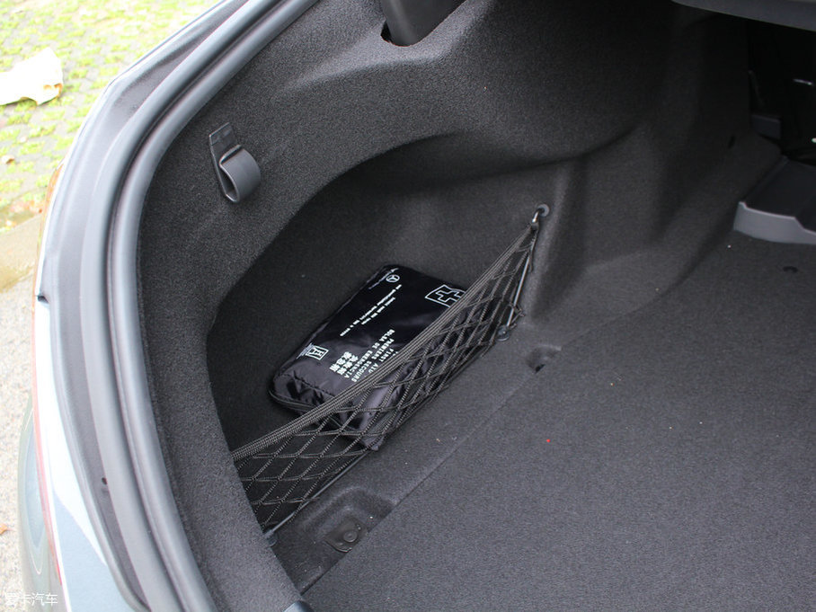 2017YC Ŀ C 200 L \