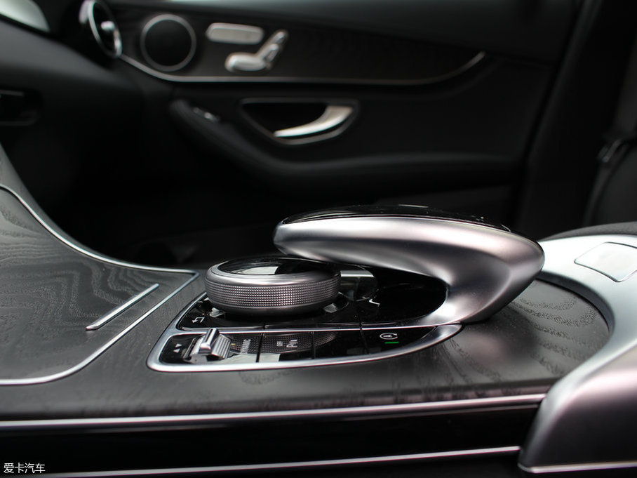 2017YC Ŀ C 200 L \