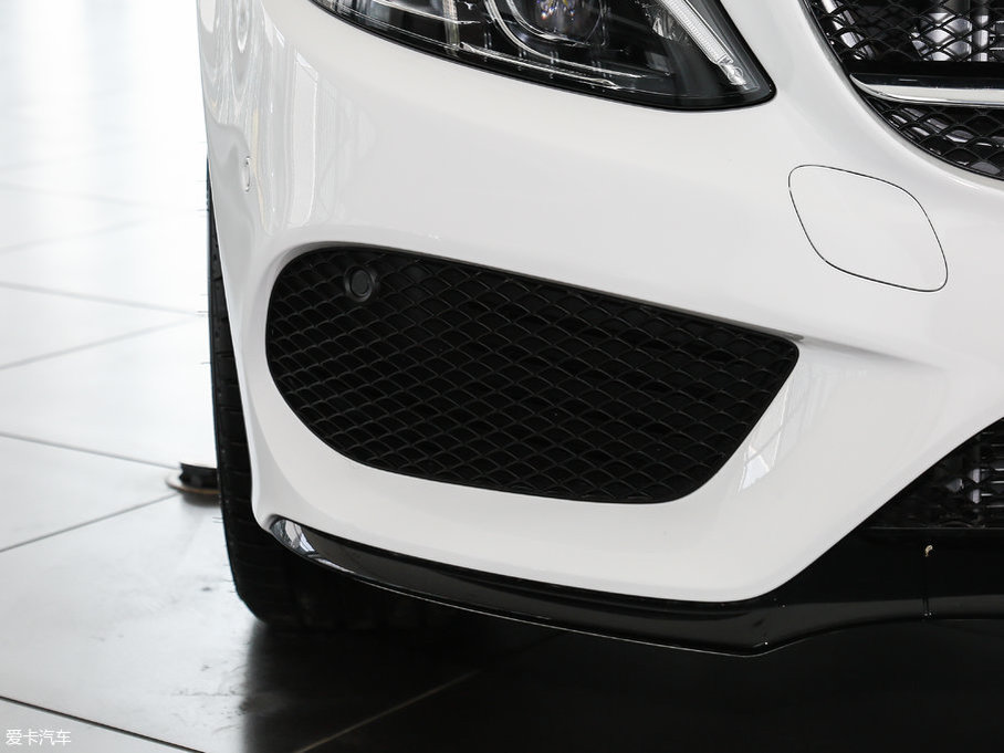 2017YC Ŀ C 200 4MATIC \Ӱ