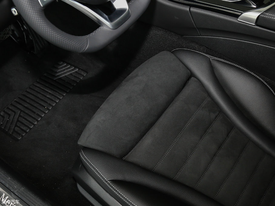 2017YC Ŀ C 200 4MATIC \Ӱ