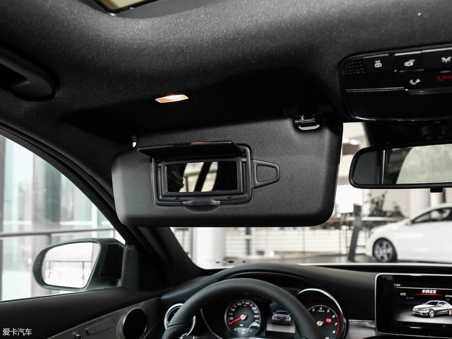 2017YC Ŀ C 200 4MATIC \Ӱ