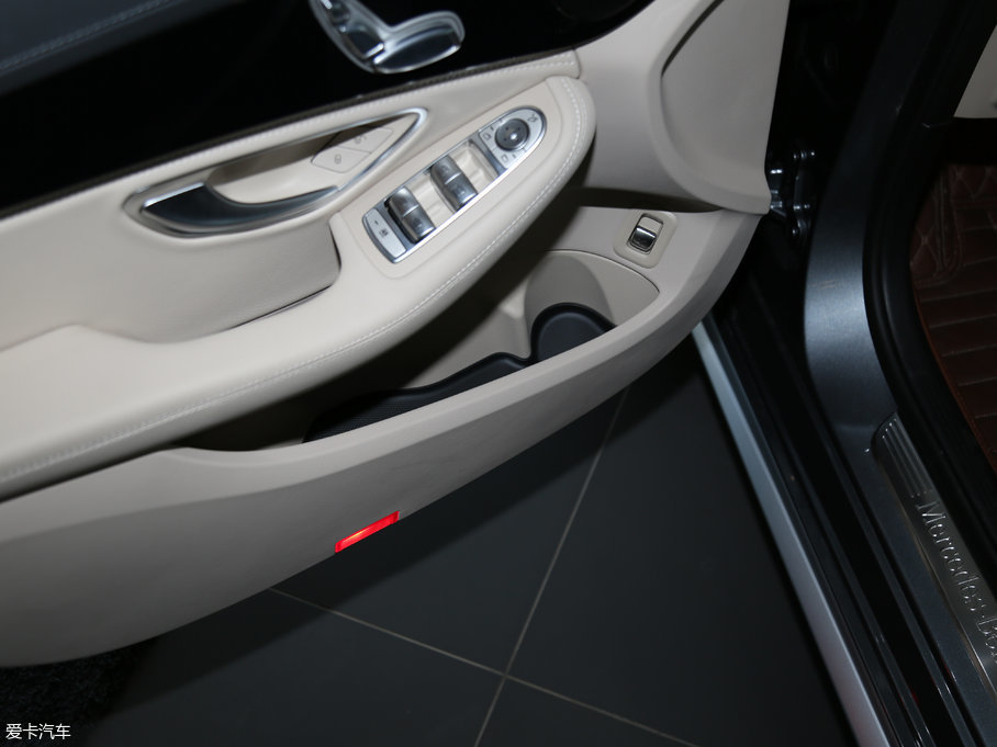 2017YC Ŀ C 180 L \ӄӸ