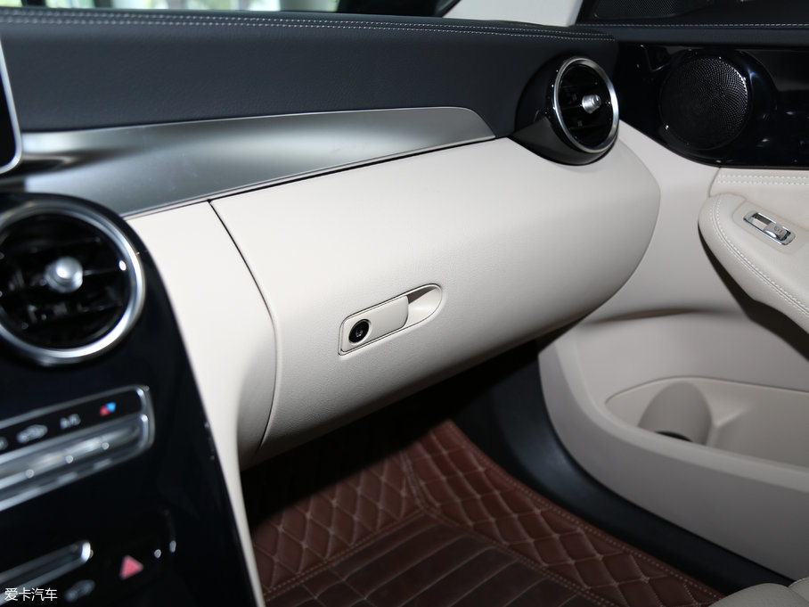 2017YC Ŀ C 180 L \ӄӸ