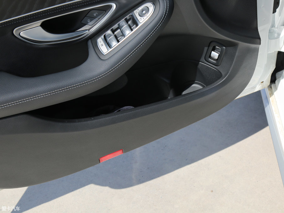 2017YC Ŀ C 200 L 4MATIC \Ӱ