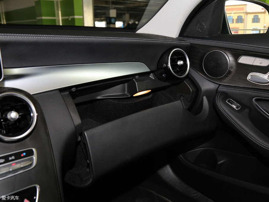 2017YC Ŀ C 200 L 4MATIC \Ӱ