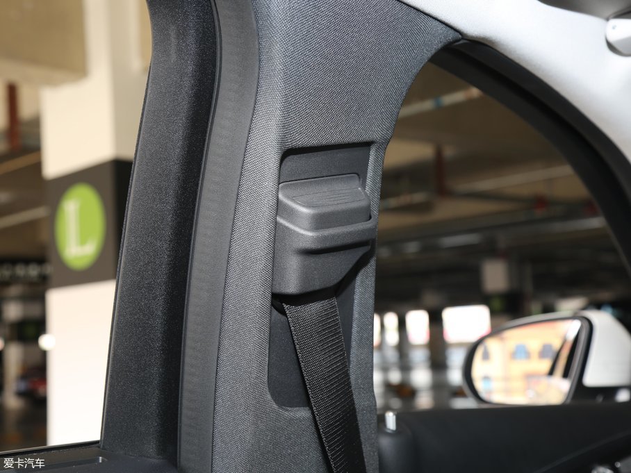 2017YC Ŀ C 200 L 4MATIC \Ӱ