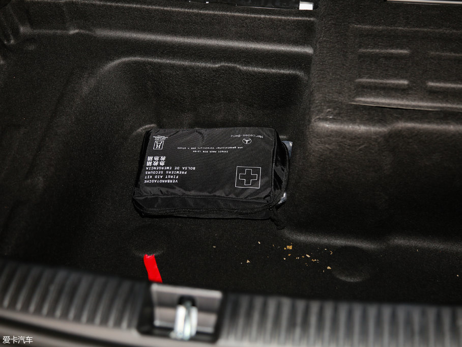 2017YC Ŀ C 200 L 4MATIC \Ӱ