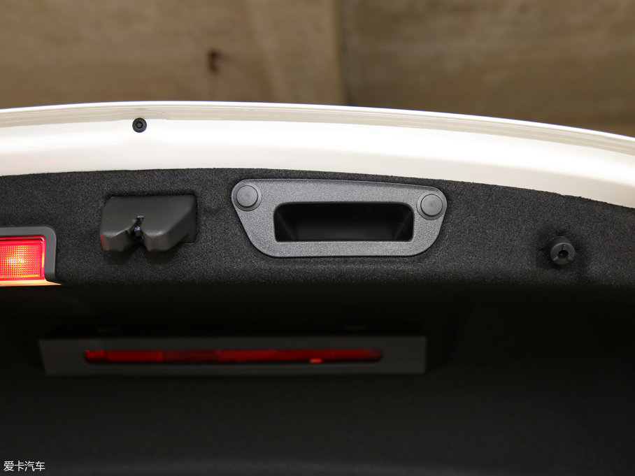 2017YC Ŀ C 200 L 4MATIC \Ӱ