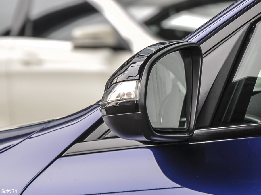 2017YC Ŀ C 200 \Ӱ