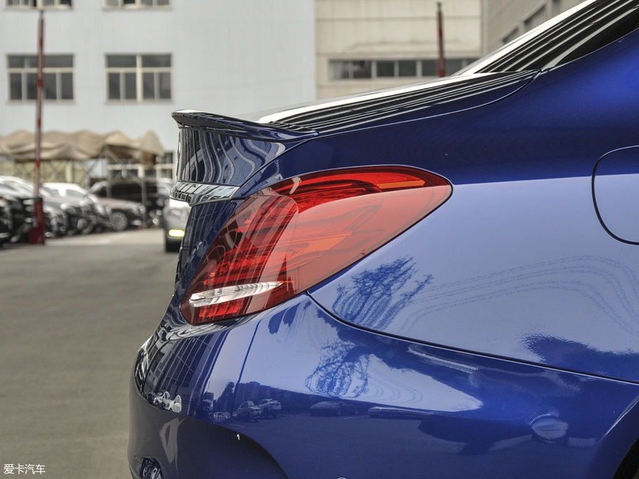 2017YC Ŀ C 200 \Ӱ