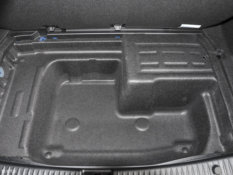 2017YC Ŀ C 200 \Ӱ