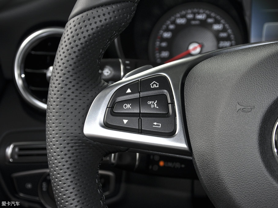 2017YC Ŀ C 200 \Ӱ