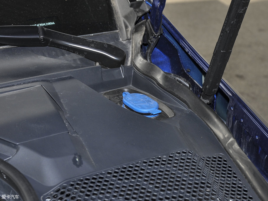 2017YC Ŀ C 200 \Ӱ