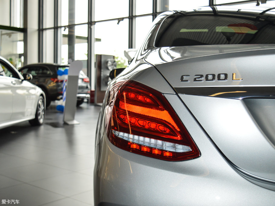 2017YC Ŀ C 200 L \