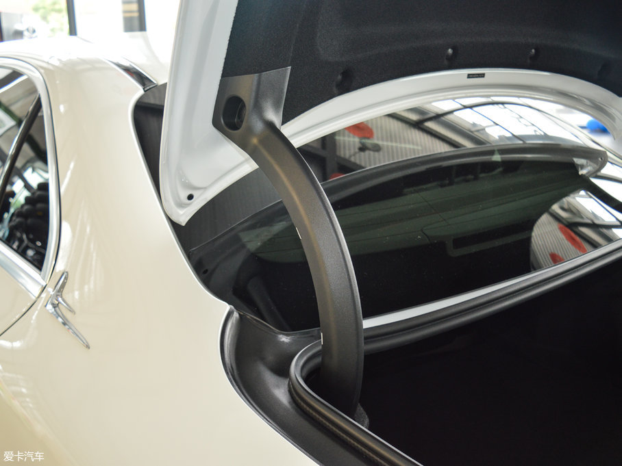 2017YC Ŀ C 180 L \ӕr