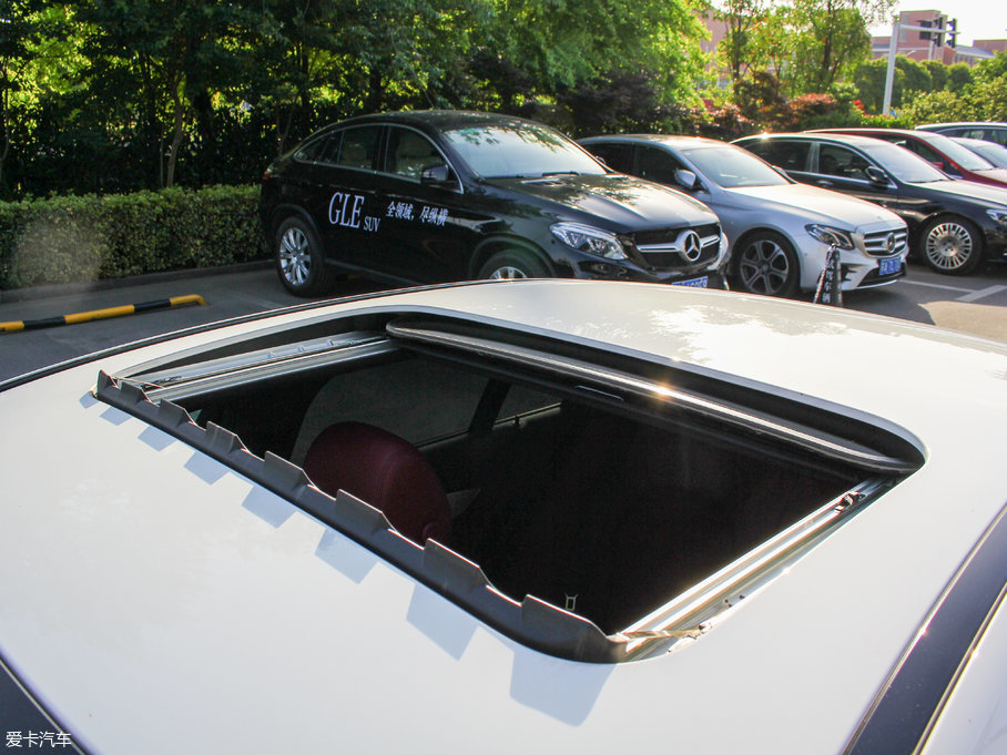 2017YC Ŀ C 200 \Ӱ