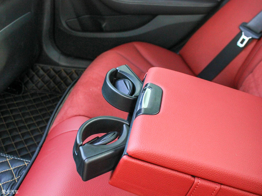 2017YC Ŀ C 200 \Ӱ