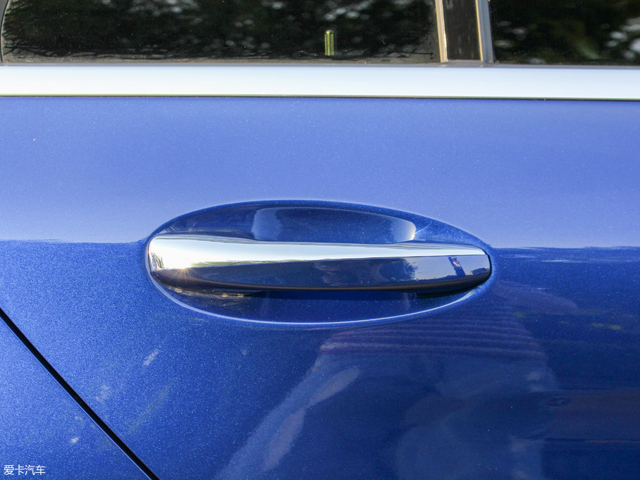 2017YC Ŀ C 200 L