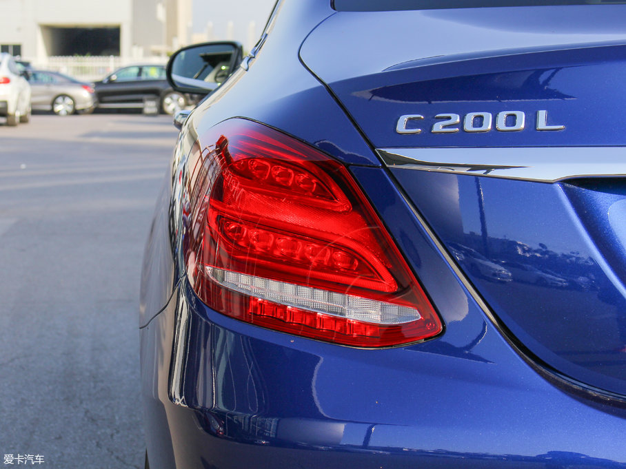 2017YC Ŀ C 200 L