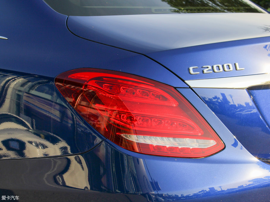 2017YC Ŀ C 200 L