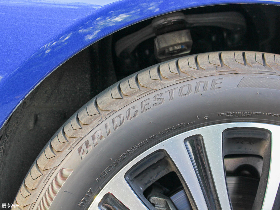 2017YC Ŀ C 200 L