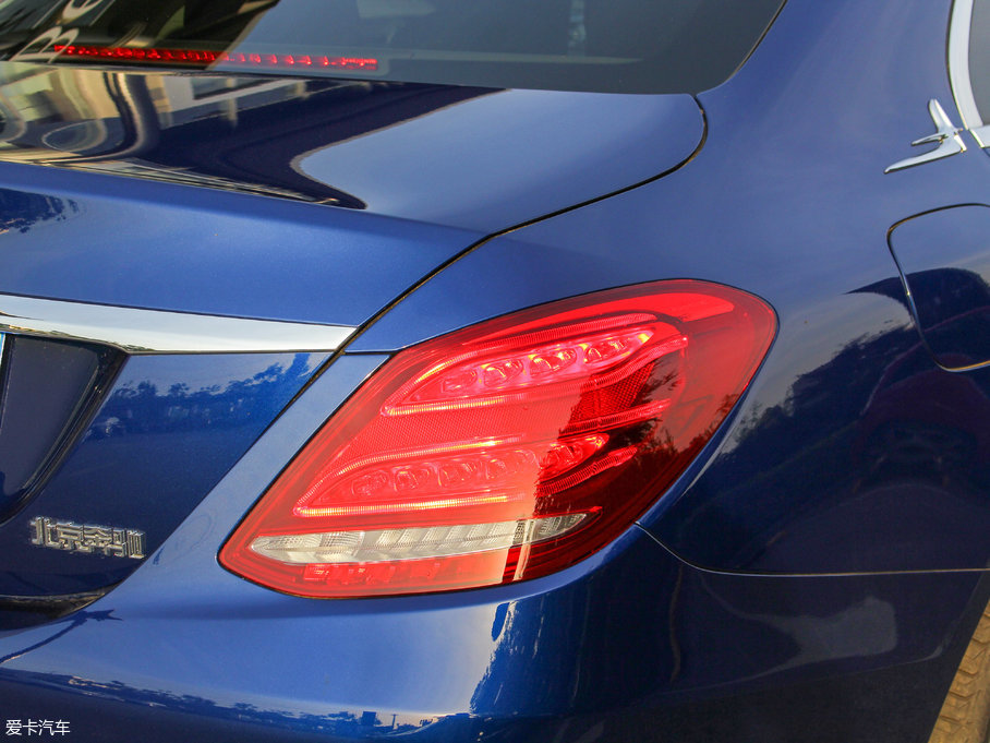 2017YC Ŀ C 200 L