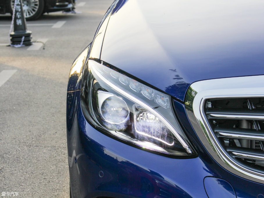 2017YC Ŀ C 200 L