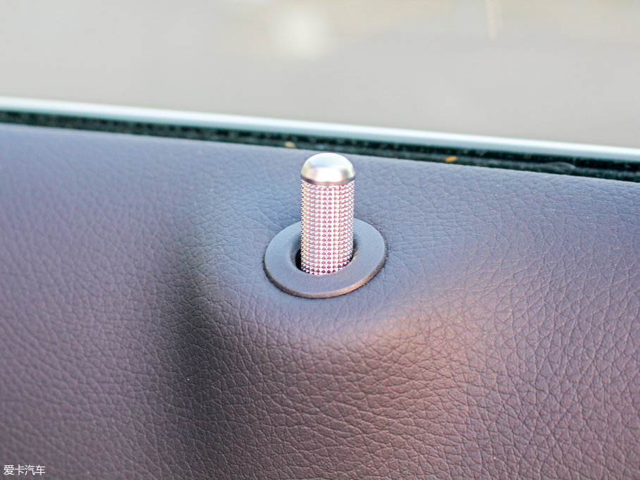 2017YC Ŀ C 200 L