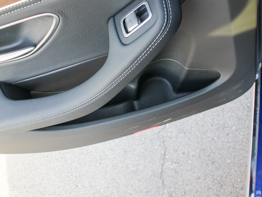 2017YC Ŀ C 200 L