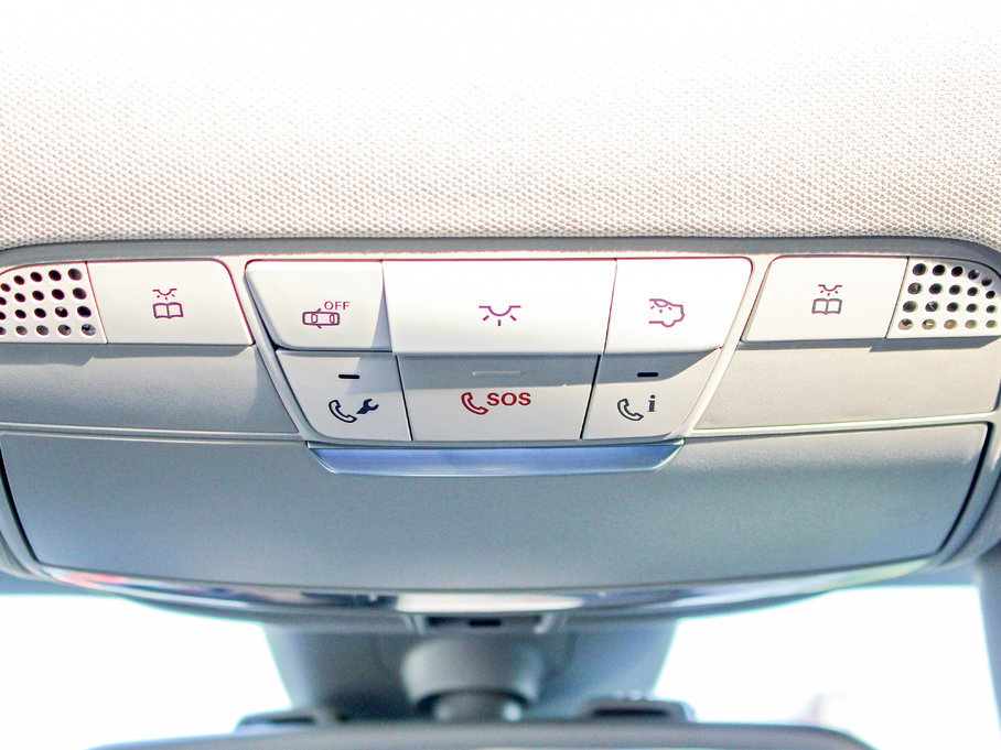 2017YC Ŀ C 200 L