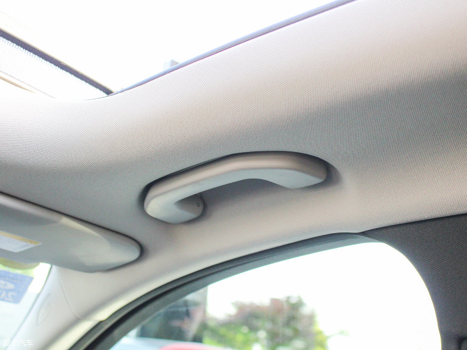 2017YC Ŀ C 200 L