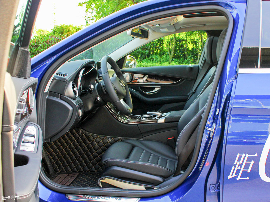 2017YC Ŀ C 200 L