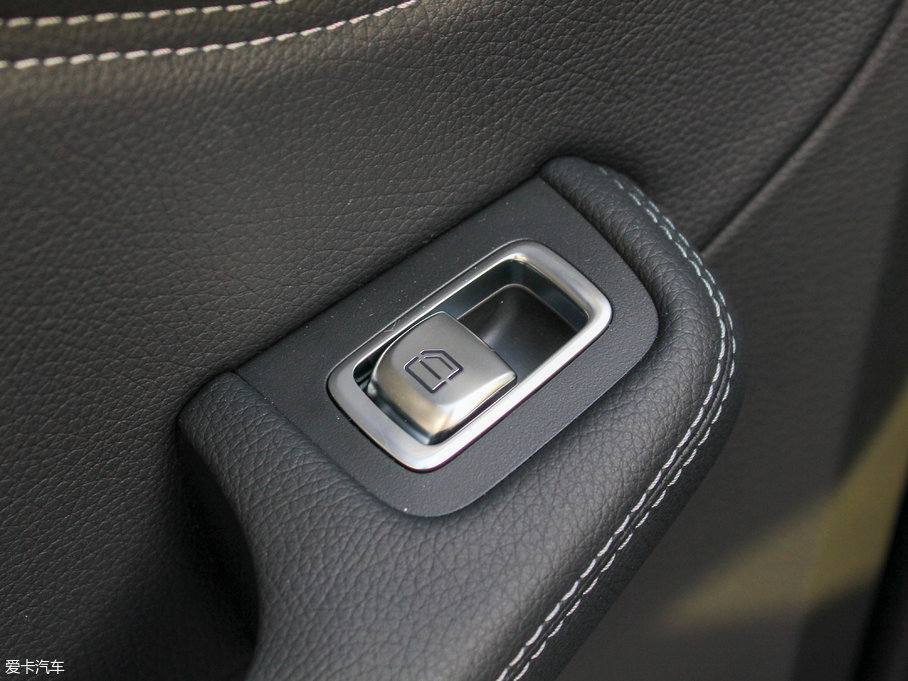 2017YC Ŀ C 200 L