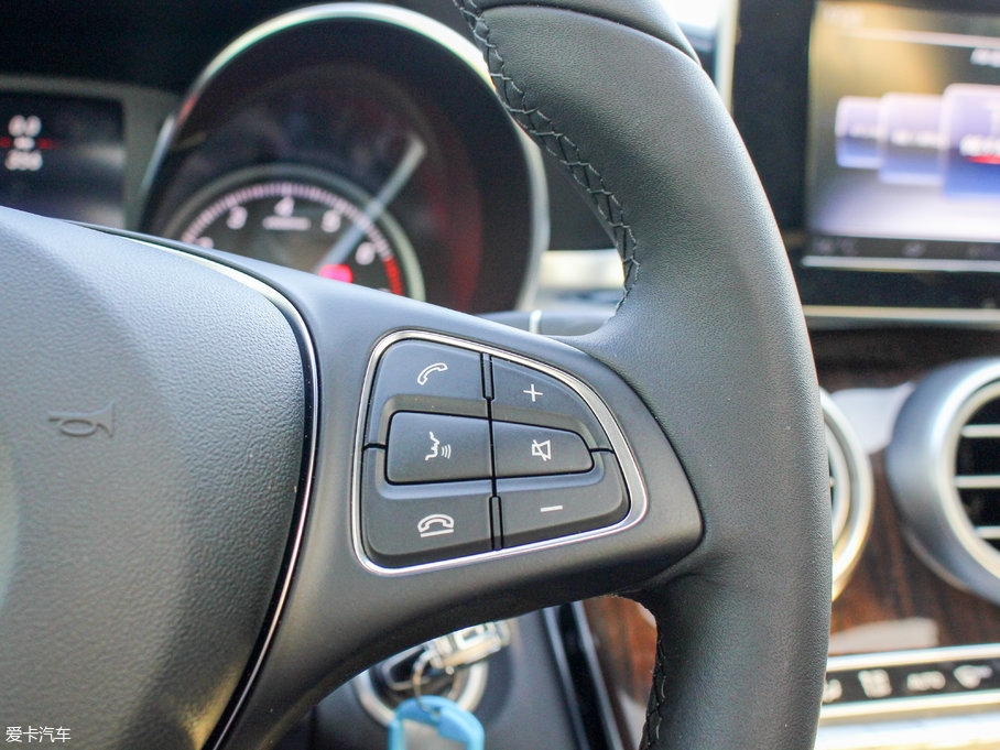 2017YC Ŀ C 200 L