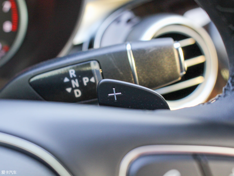 2017YC Ŀ C 200 L