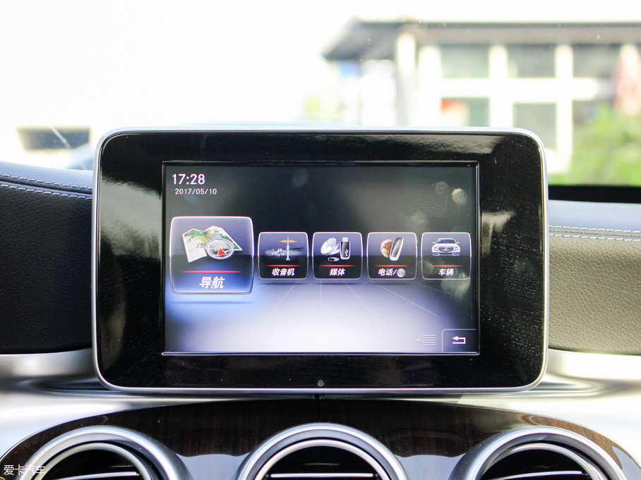 2017YC Ŀ C 200 L