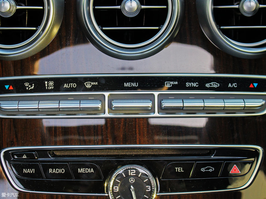 2017YC Ŀ C 200 L