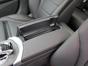 北京奔馳2017款奔馳C級(jí)