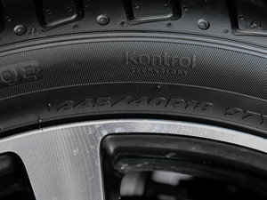 2017Ŀ C 200 4MATIC \(yn)(dng) ݆̥ߴ