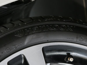 2017Ŀ C 200 4MATIC \Ӱ ݆̥Ʒ