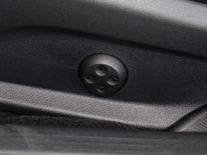 2017Ŀ C 200 4MATIC \Ӱ g